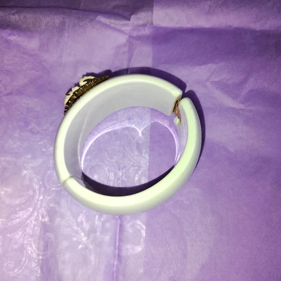 Real Collectibles By Adrienne Crystal Frog Cuff Bracelet - Picture 2 of 8